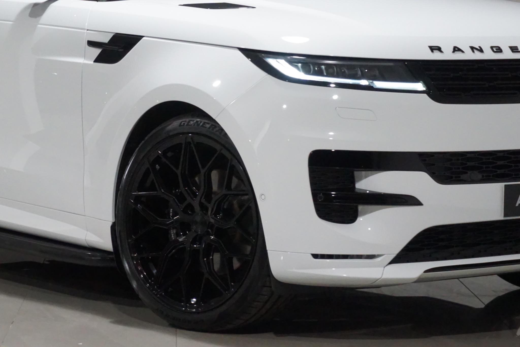 Land Rover Range Rover Sport 3.0 D300 MHEV Dynamic SE Auto 4WD Euro 6 (s/s) 5dr